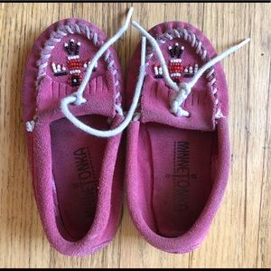 Minnetonka Pink Size 9